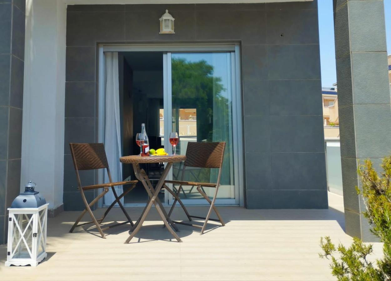 טורבייחה Bungalow En Punta Prima 2 Dormitorios Y Piscina מראה חיצוני תמונה