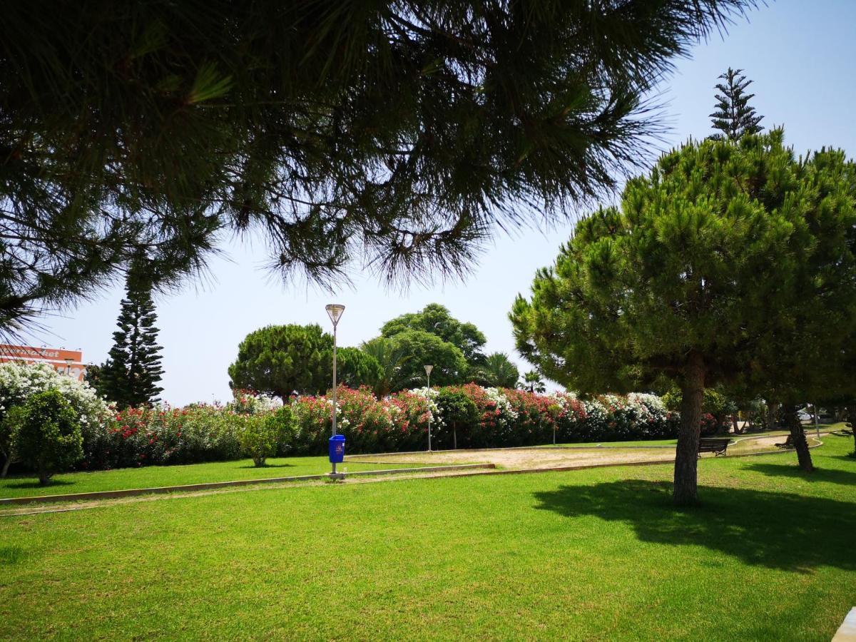טורבייחה Bungalow En Punta Prima 2 Dormitorios Y Piscina מראה חיצוני תמונה